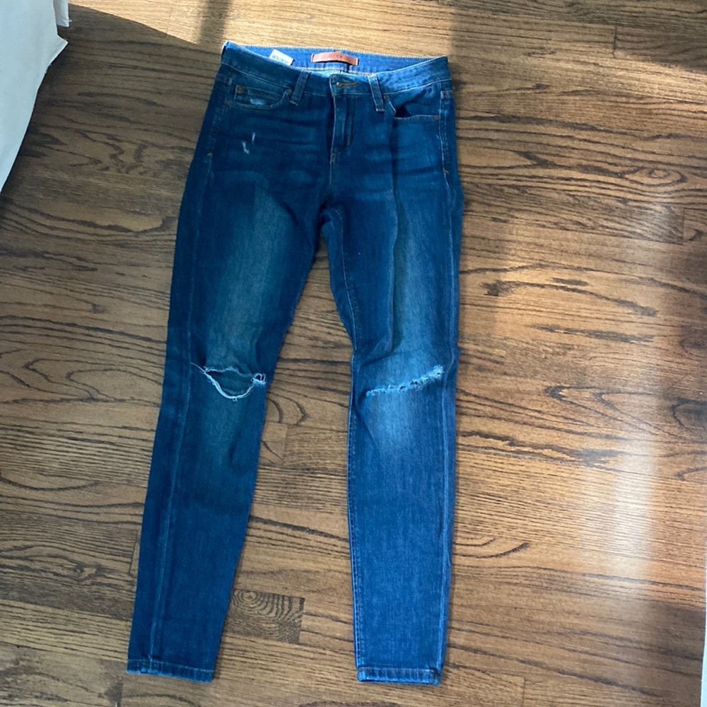 Joes jeans denim with distressing at knee